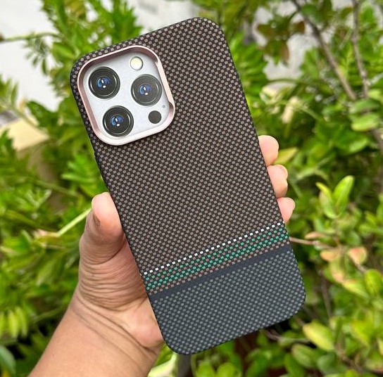 LUXO Life Premium Redium Carbon MagSafe Magnetic Reflective Cases for iPhone